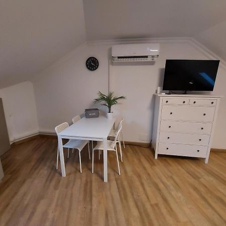 Kedves Apartman Pécs Eksteriør billede