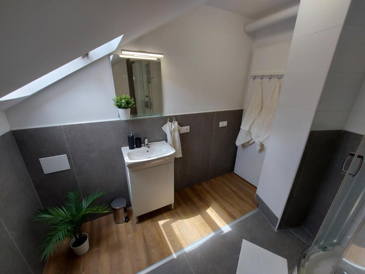 Kedves Apartman Pécs Eksteriør billede