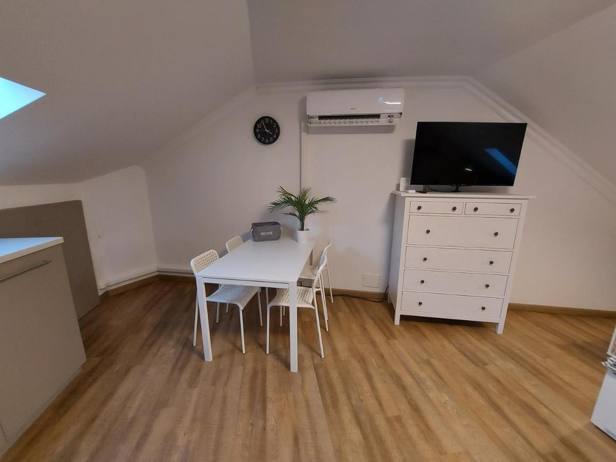 Kedves Apartman Pécs Eksteriør billede