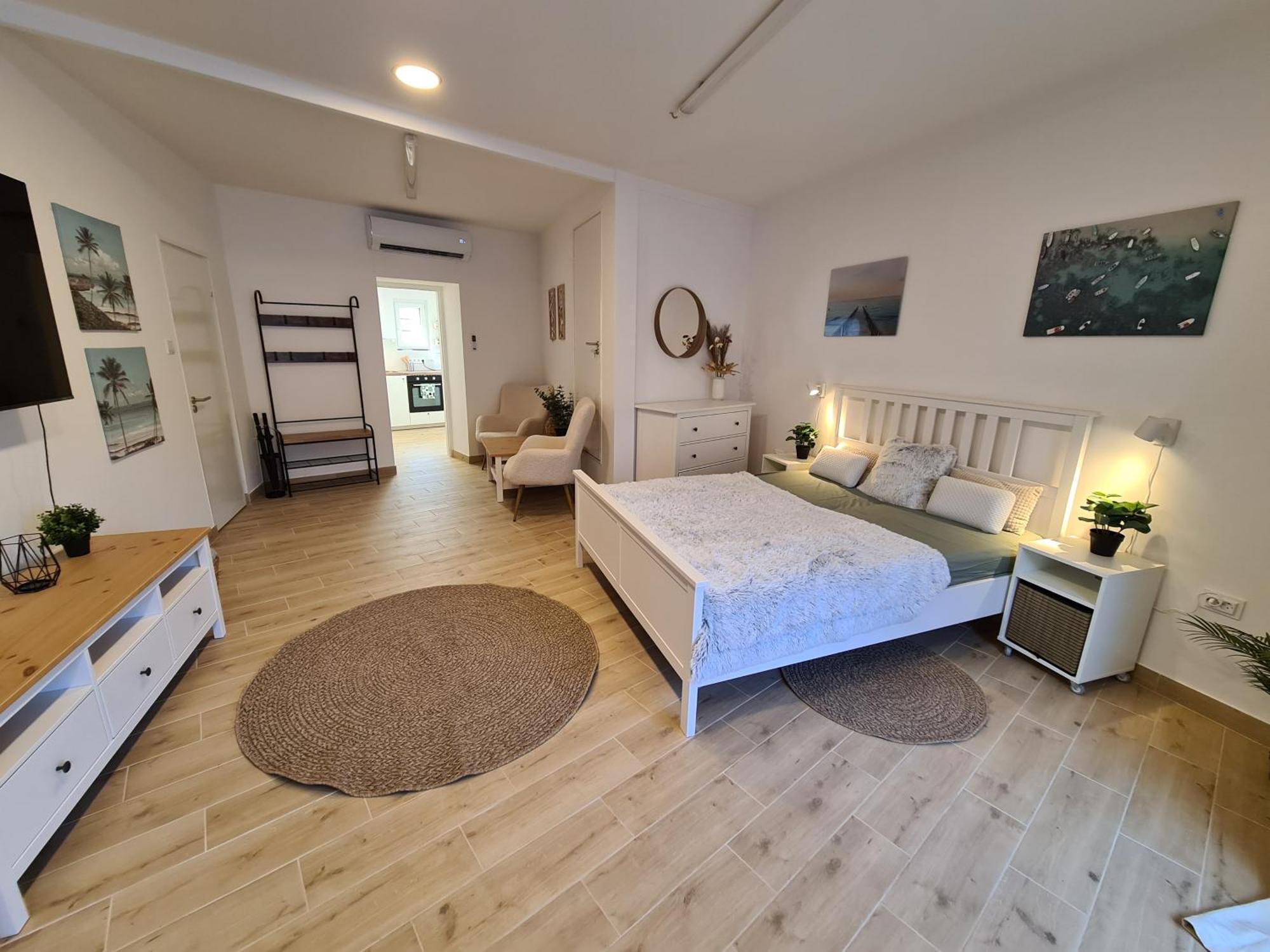 Kedves Apartman Pécs Eksteriør billede