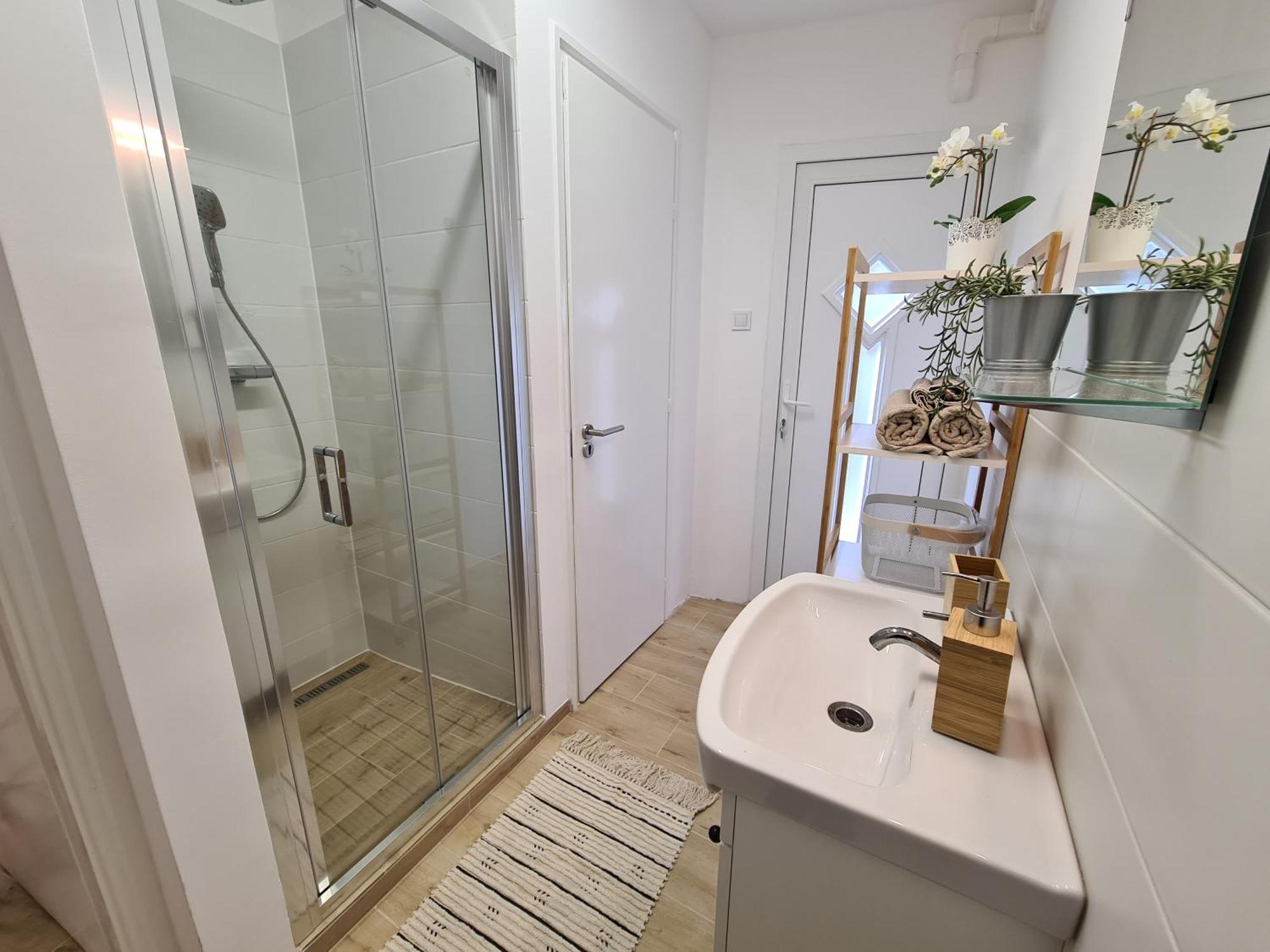 Kedves Apartman Pécs Eksteriør billede